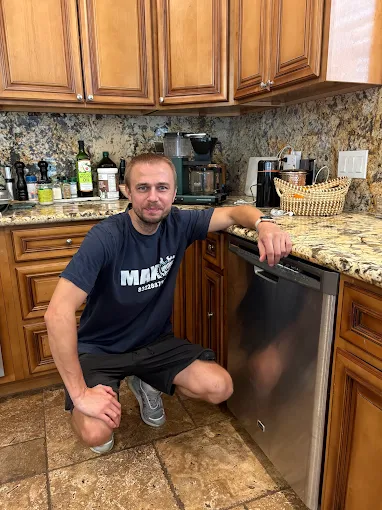 Appliance repair by Max Fixing technician - photo 3