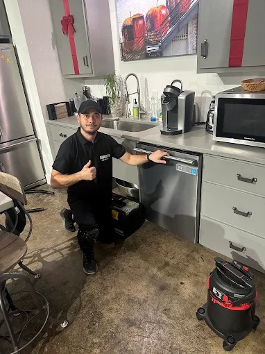 Appliance repair by Max Fixing technician - photo 3