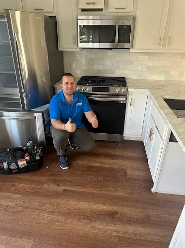 Appliance repair by Max Fixing technician - photo 10