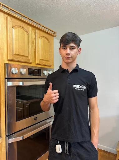 Appliance repair by Max Fixing technician - photo 14